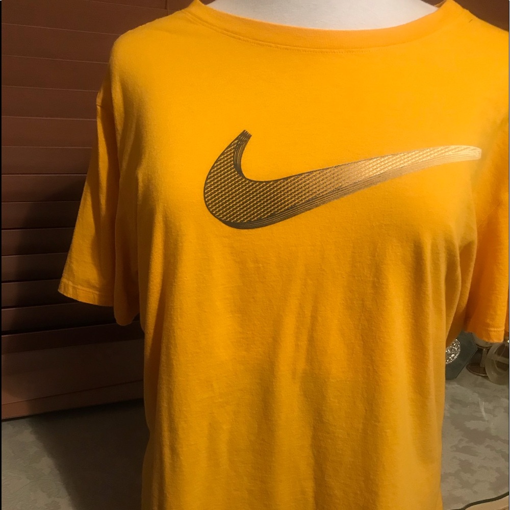 Nike T-shirt Canary yellow